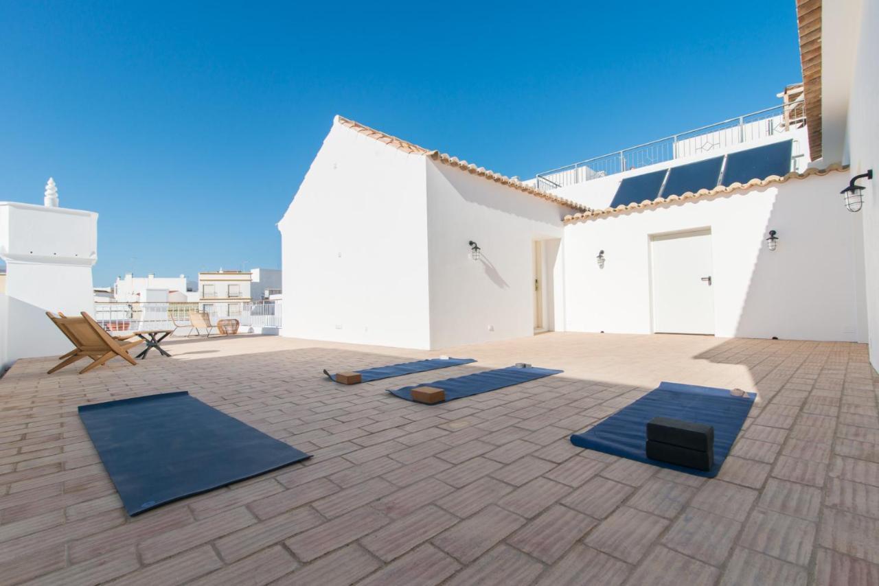 Casa Rosa Villa With Pool In Olhao Centre エクステリア 写真